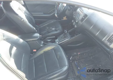 2015 Kia Forte Ex z USA, uszkodzony, nr VIN KNAFZ4A84F5306557